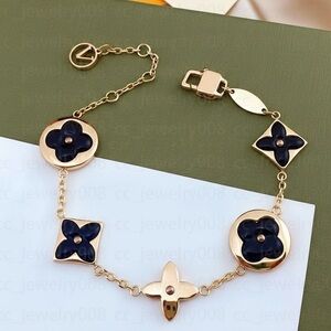 ✨ Gold and Black Flower Bloom Mother of Pearl Clover Motif Chain Bracelet